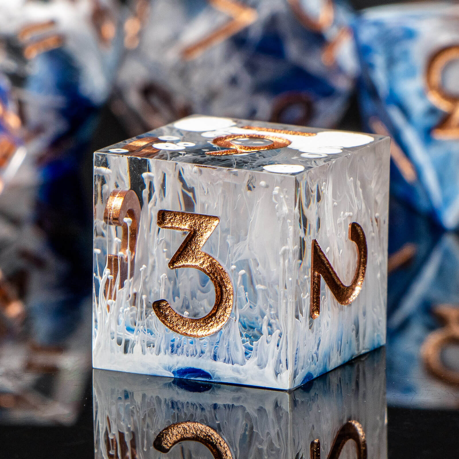 Board Game Dungeons And Dragons - مجموعة نرد D&D مصنوعة يدويًا من